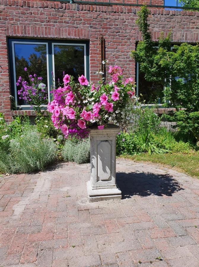 De Vliegende Vlinder Bed & Breakfast Nederweert Exterior photo