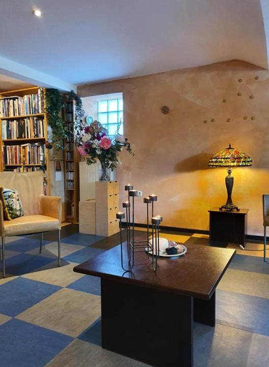 De Vliegende Vlinder Bed & Breakfast Nederweert Exterior photo